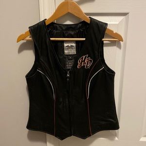 Like new, beautiful condition